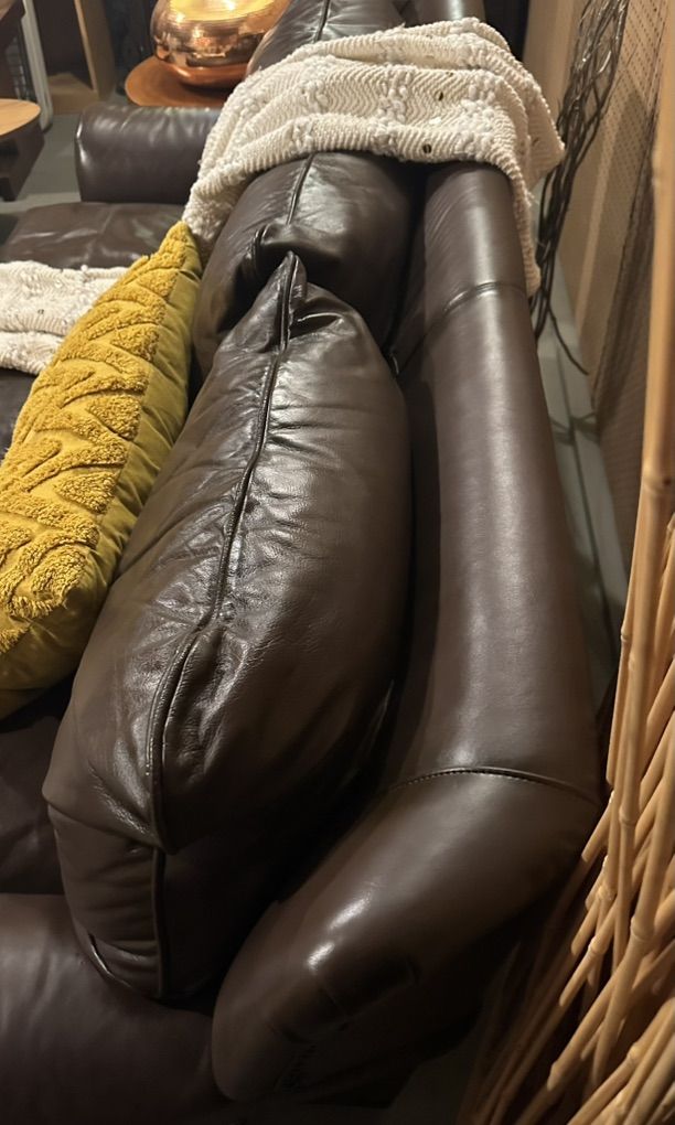 GORGEOUS AND COMFORTABLE!