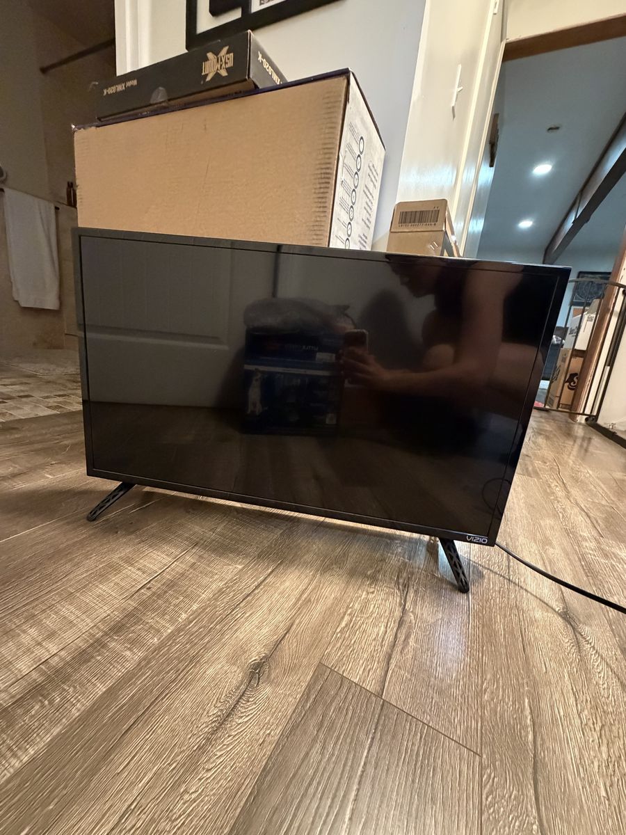 Vizio 32” TV