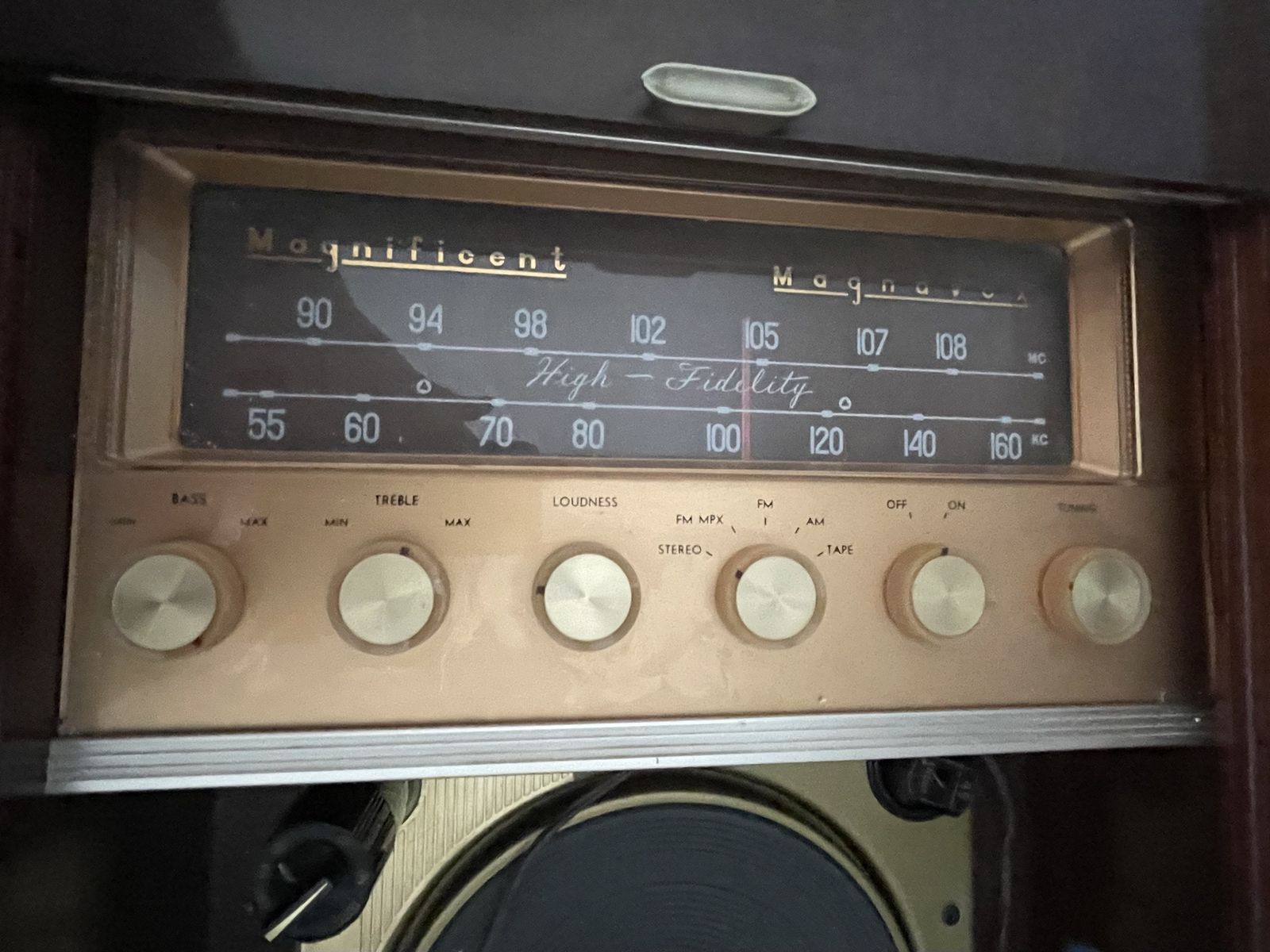 Main image 4