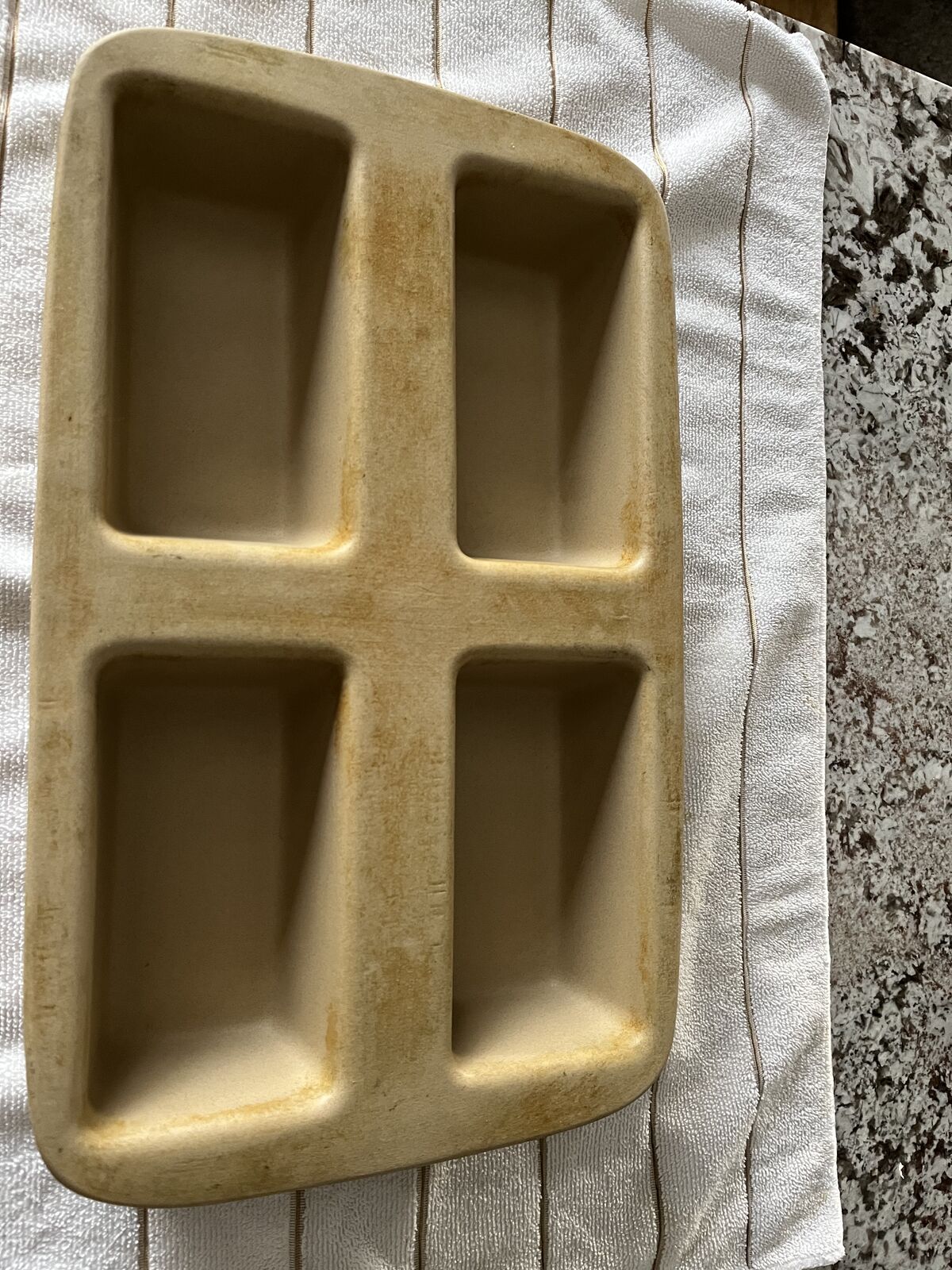 Pampered Chef Family Heritage Moni Loaf Pan