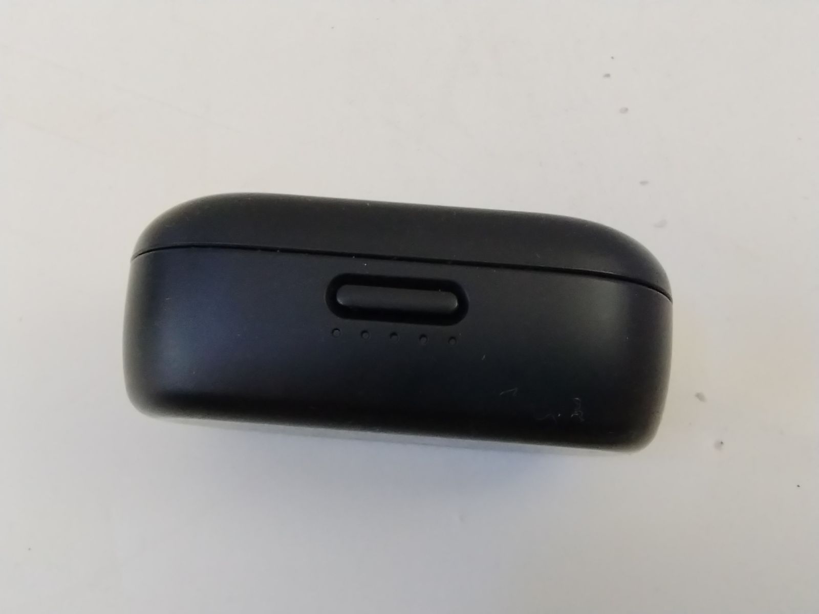 Main image 3