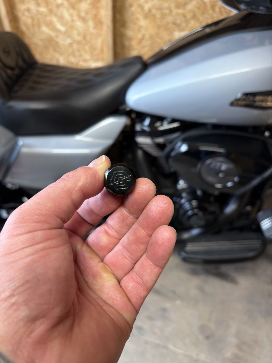 2024 Street Glide seat bolt