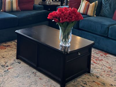 Lift-Top Coffee Table