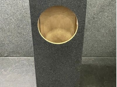 Single 12 Ported box new
