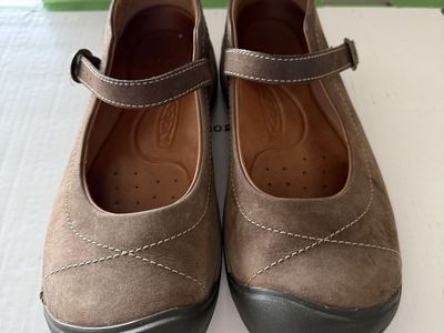 8.5 Keen Presidio II Mary Jane Women's Shoe