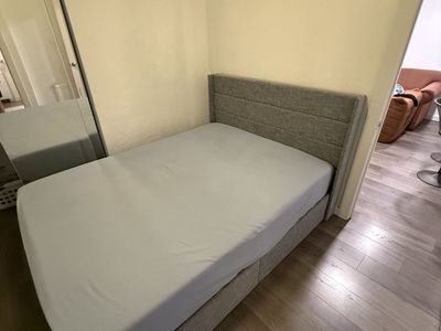 Queen storage bed set