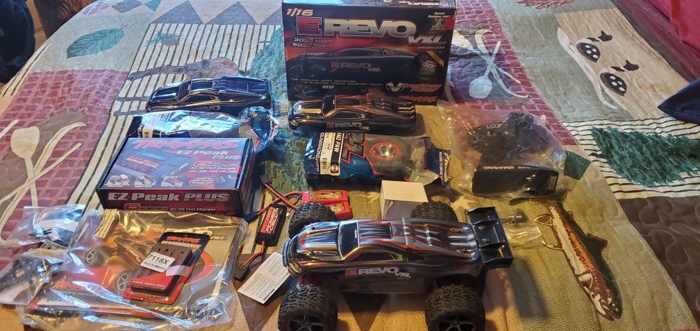 Traxxas 1/16 E-Revo VXL RC Monster Truck with EZ Peak Plus Charger & Accessories
