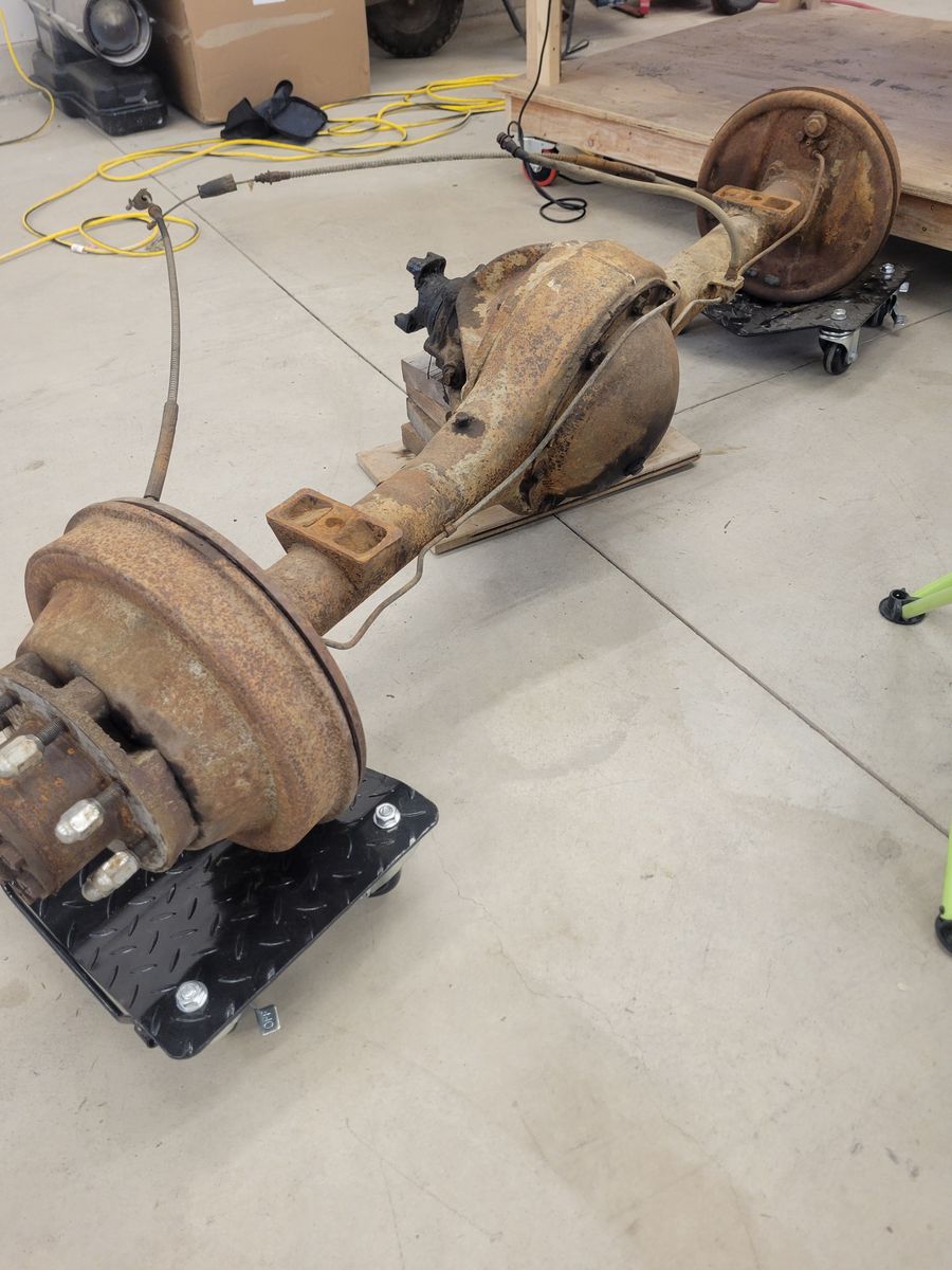 Chevy K20 Rear Axle HO52