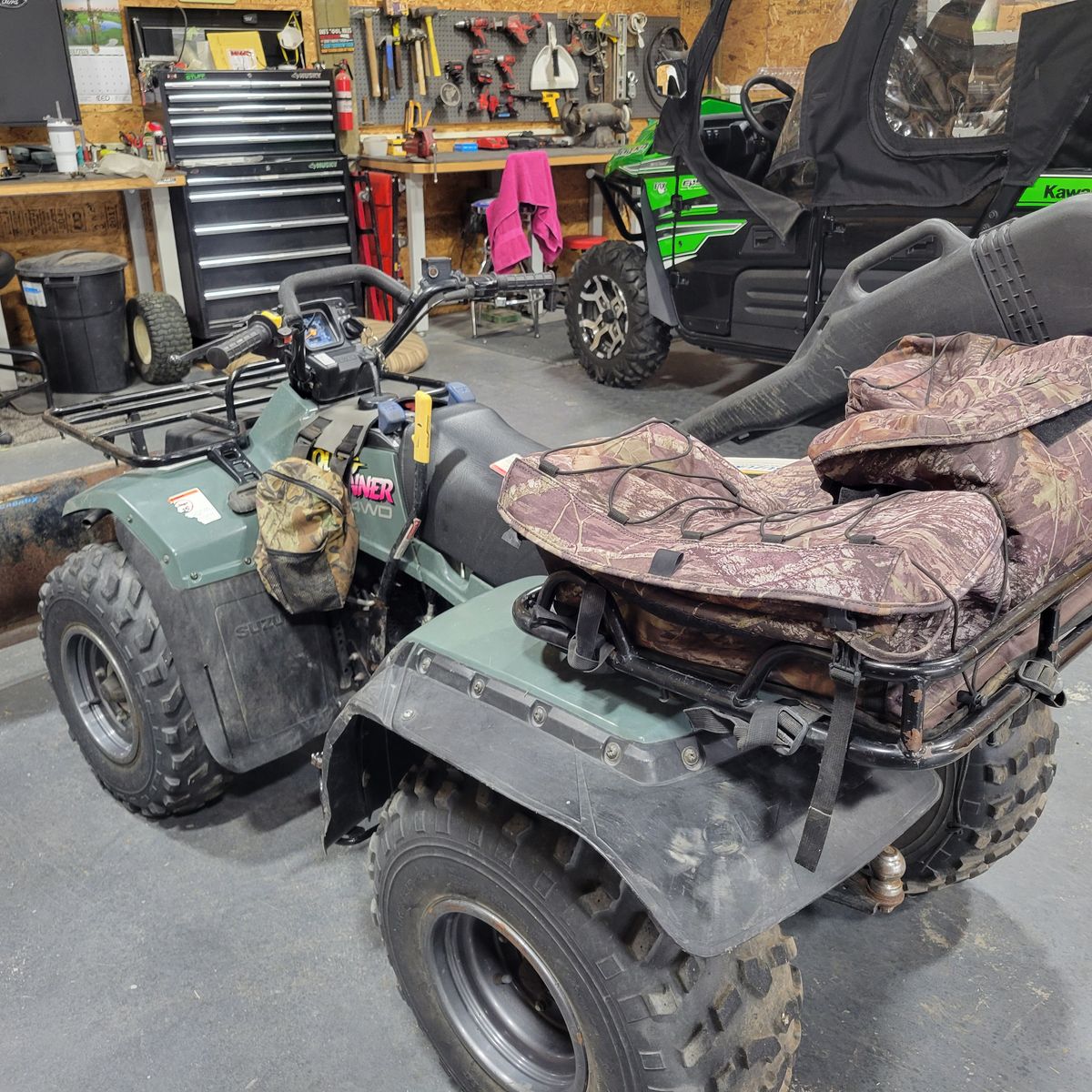 Suzuki Quad 250 4 wheeler with plow