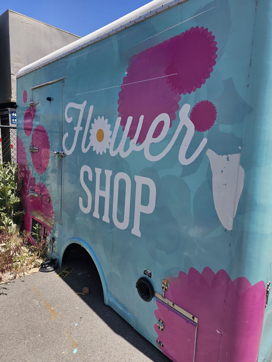 self contained reefer 10 x 8 body