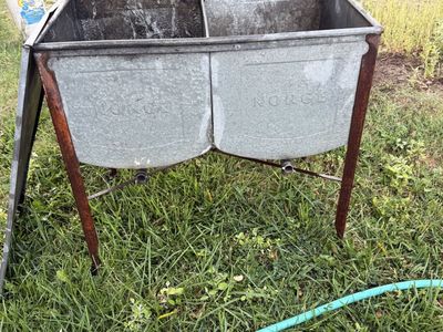 Vintage Norge Galvanized Double Wash tub