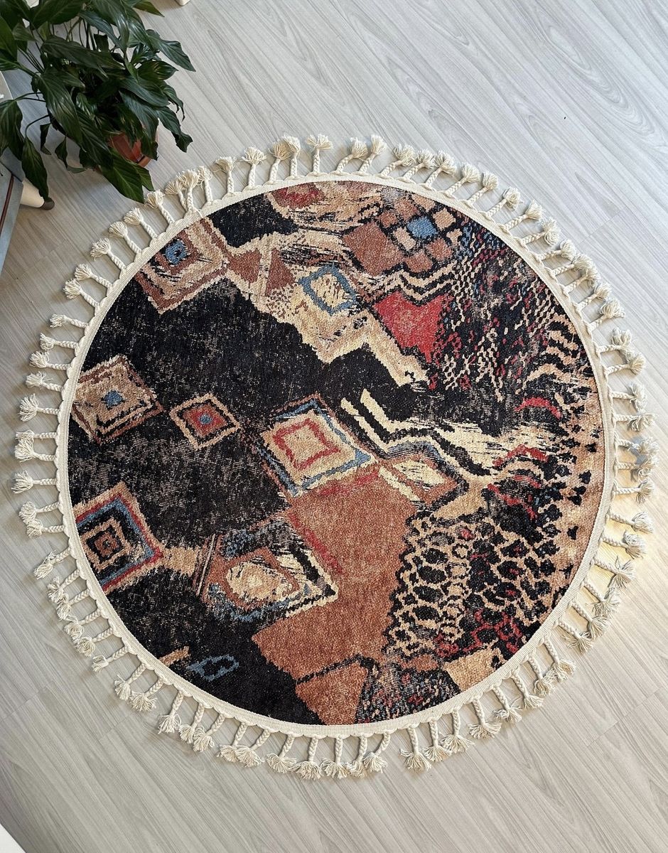 6 ft Round Rug with Tassels - Moroccan