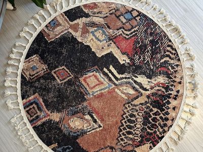 6 ft Round Rug with Tassels - Moroccan