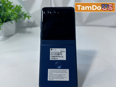 Motorola Razr 2025 | 256GB | Unlocked | Blue Foldable Smartphone
