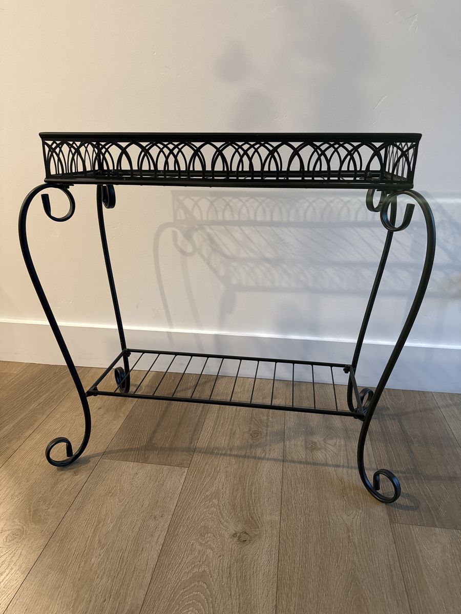 Plant Stand