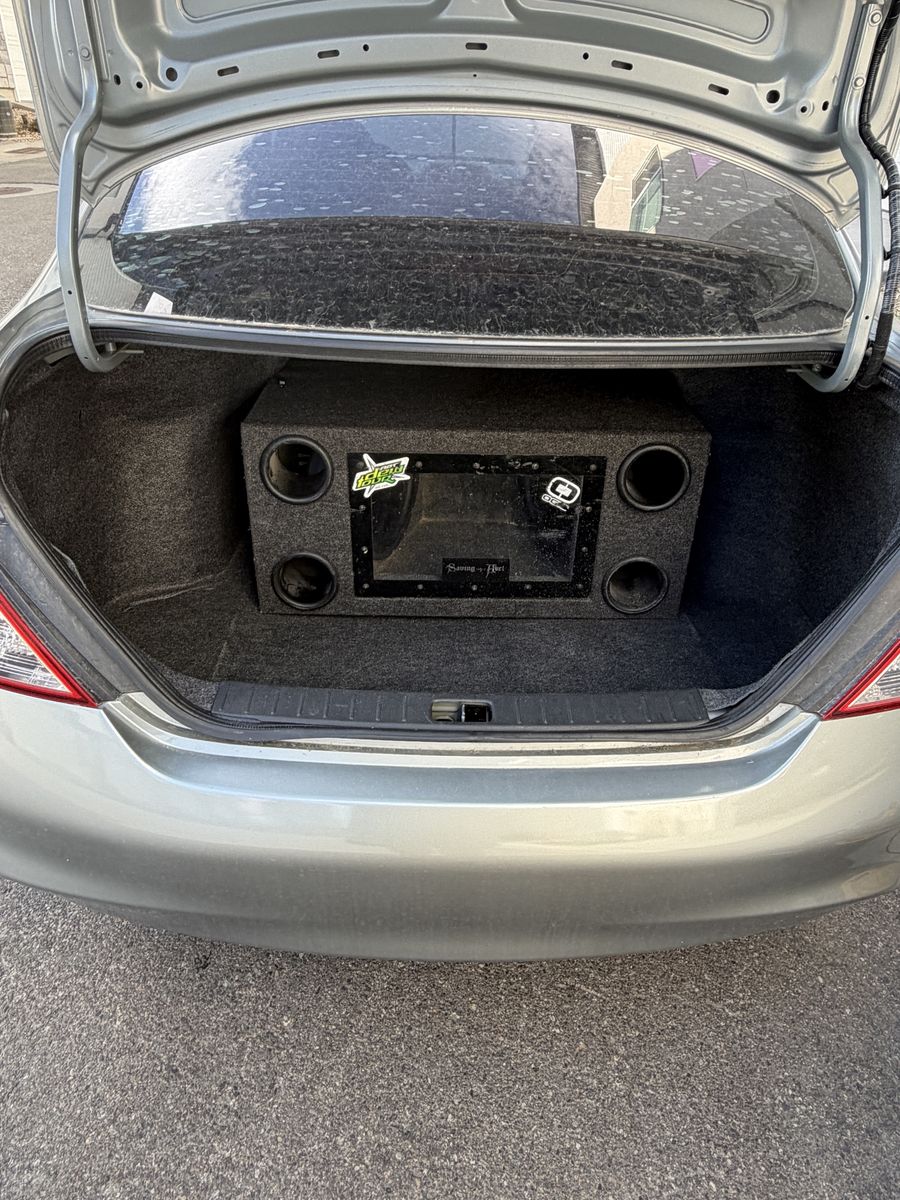 Main image 11