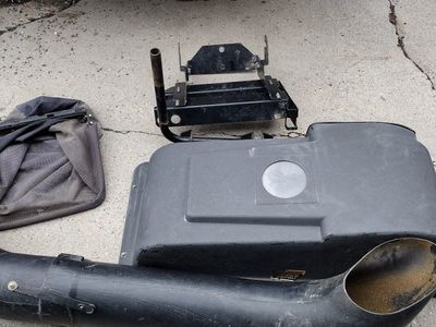 Grass catcher riding mower
See pictures for the c