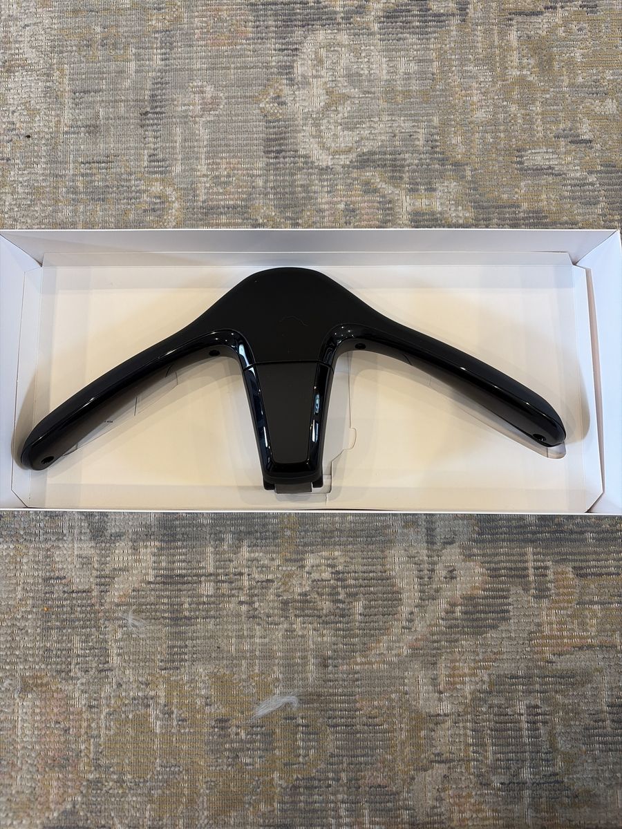 Land Rover Click and Hang Hanger