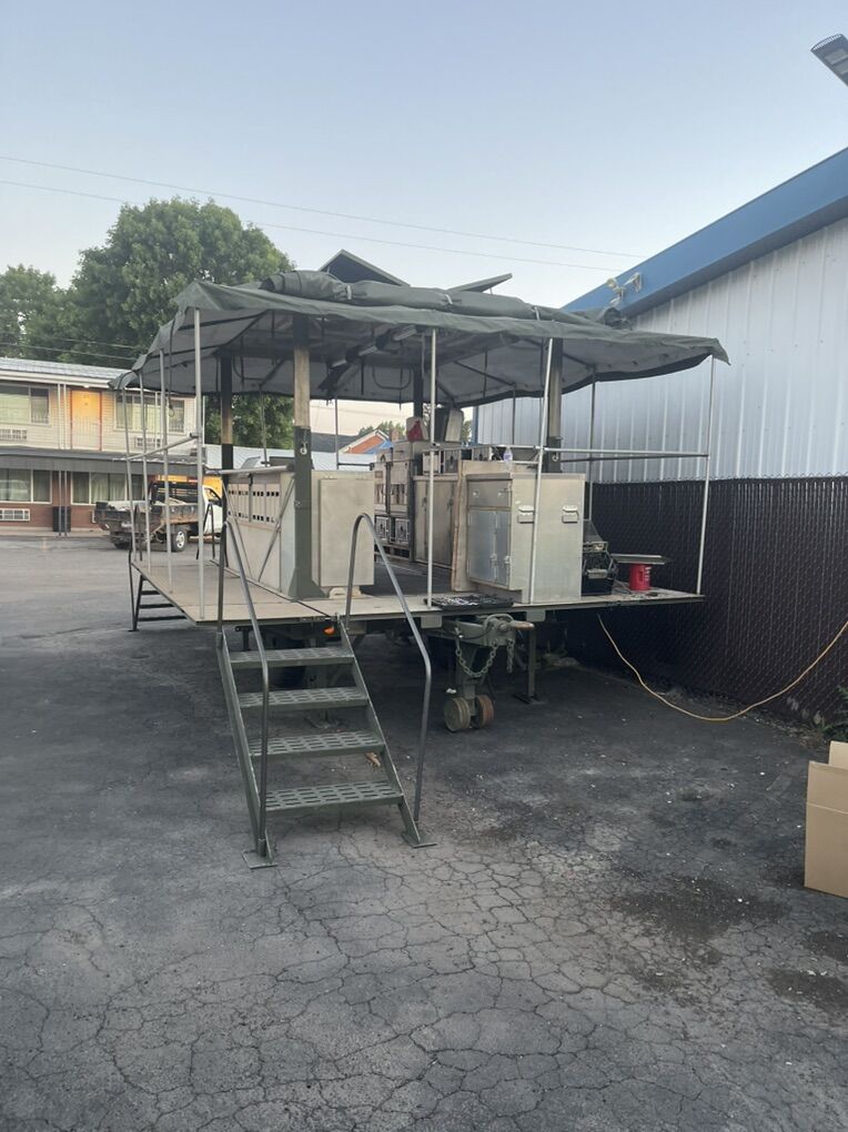 Portable Kitchen Trailer