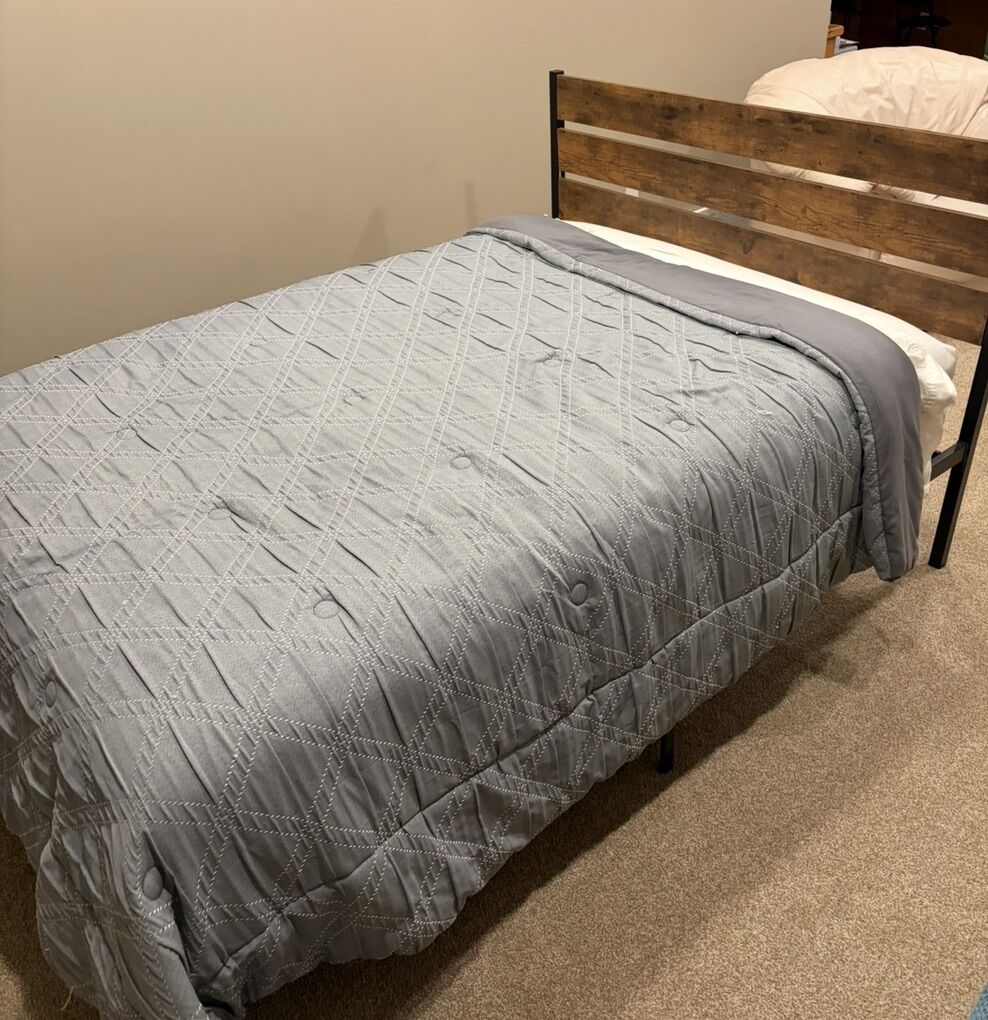 Full Size Bed Set - Everything Included