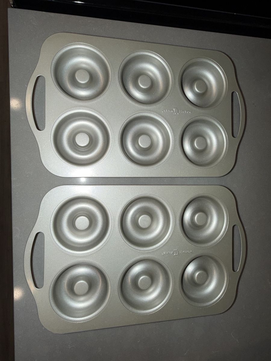 2 Nordic Ware Donut Baking Pans – 6 Donuts Each