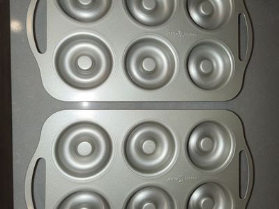 2 Nordic Ware Donut Baking Pans – 6 Donuts Each