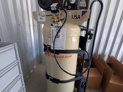 Ingersoll Rand SS3L3 60 Ga Air Compressor and Refrigerated Air Dryer
