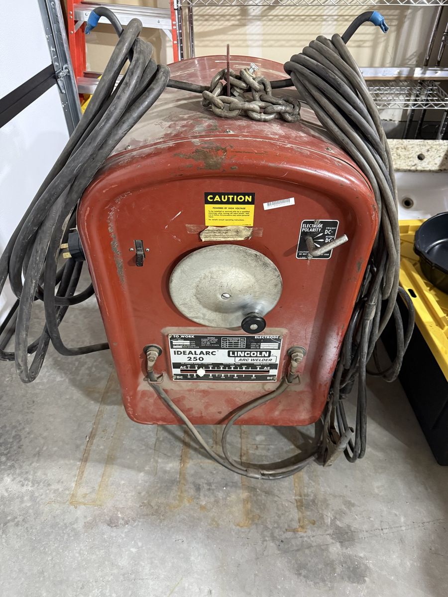 Lincoln Idealarc 250 Arc Welder - Heavy-Duty AC/DC Welding Machine for Garage or Shop