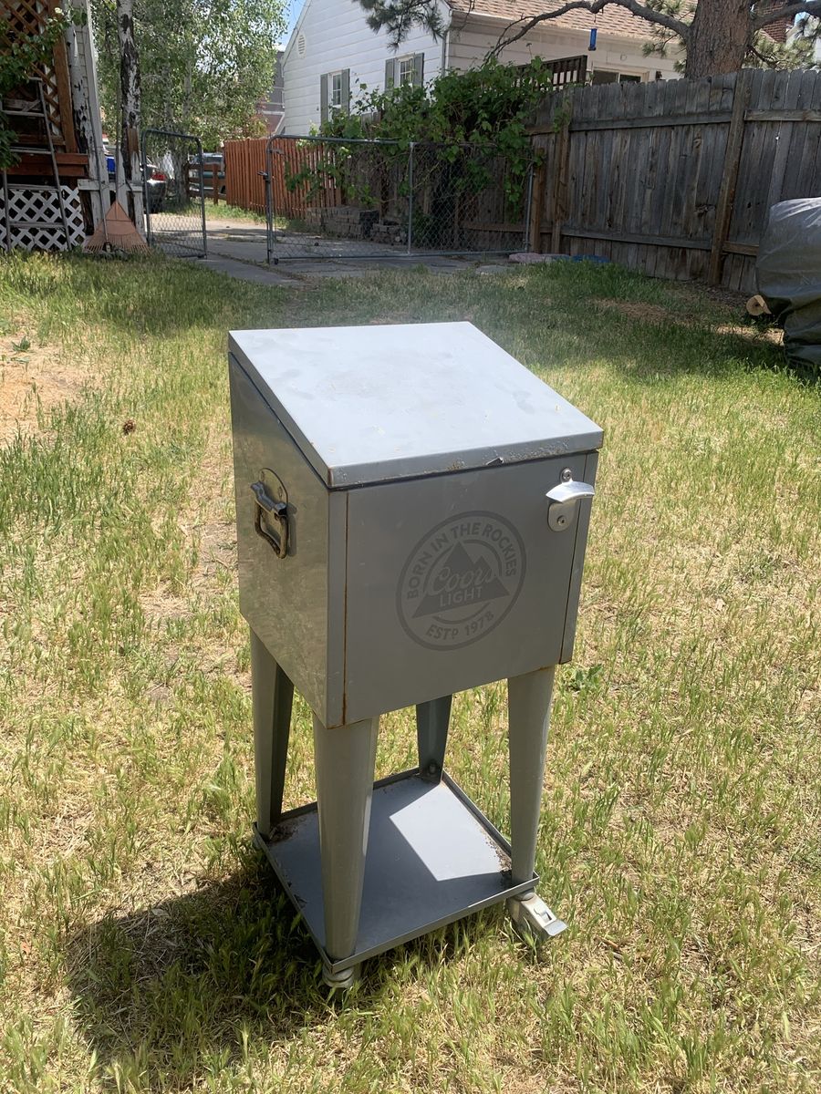 Vintage Coors Light rolling cooler