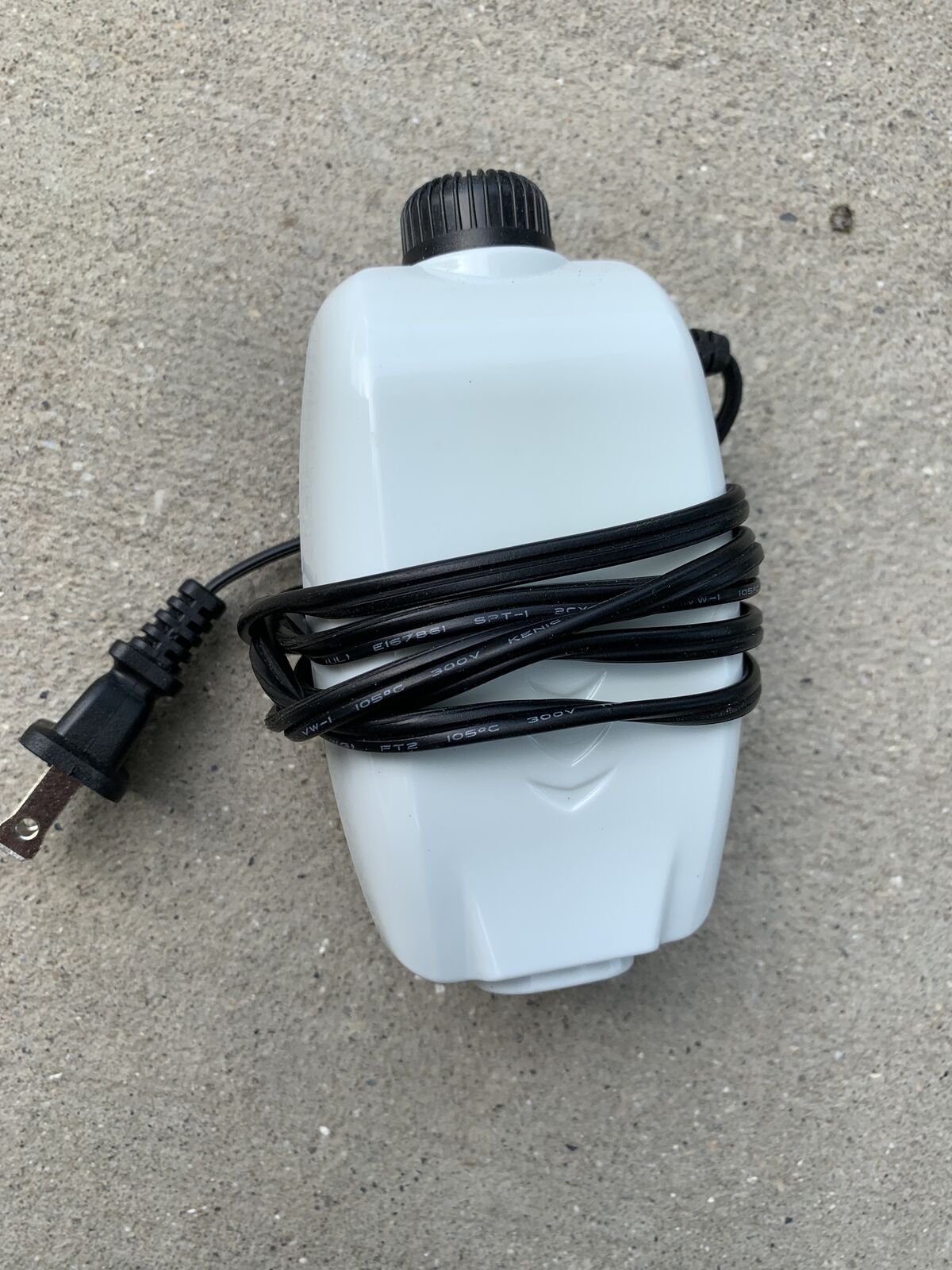 Air pump with tubing and air stones