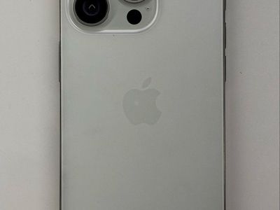128 Gb iPhone 15 Pro Unlocked