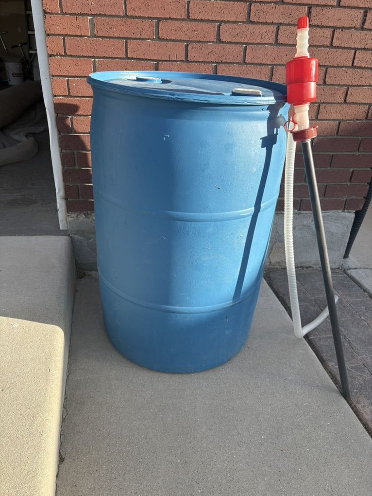 Clean 55 Gallon Barrel with Pump
