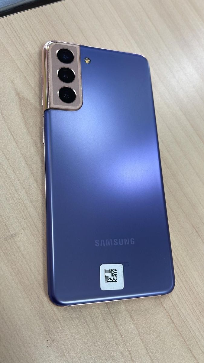 Samsung Galaxy S21 5G - 128 GB - Unlocked