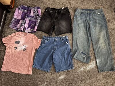 Size M, 33-34 mens Clothing