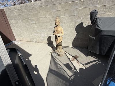 Big Buddha And Small Buddha