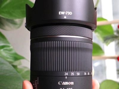 Canon rf 24-105mm stm F4-7.1 with eos R6 camera