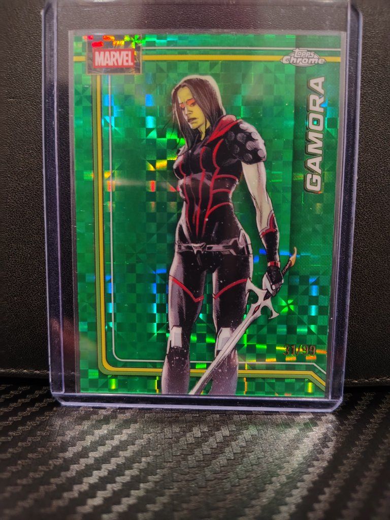 Topps Chrome Marvel Gamora Green Refractor Trading Card #040 (31/99)