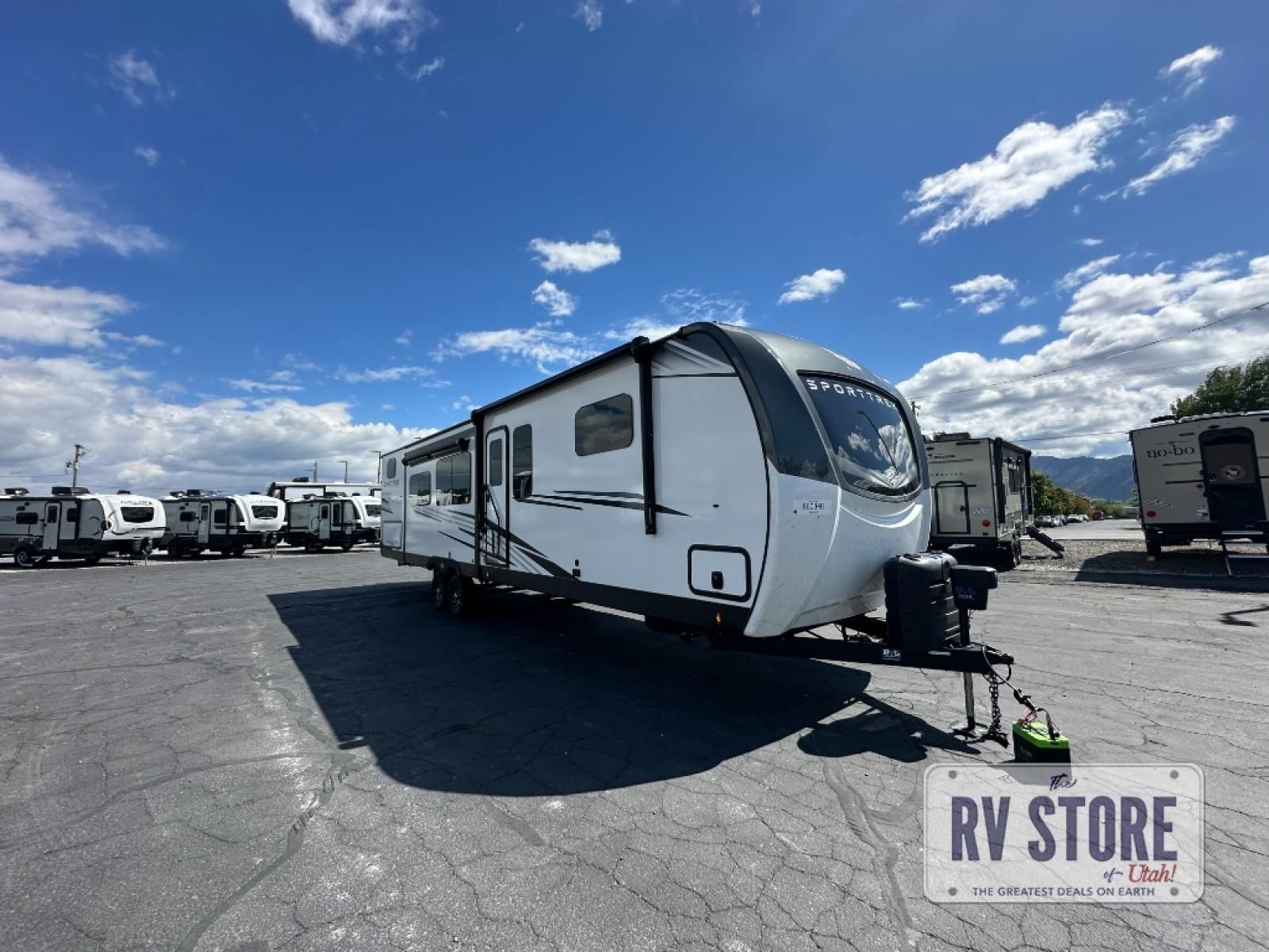 2026 Venture RV SportTrek Touring Edition STT272VRK Travel Trailer Front Bedroom|Rear Kitchen