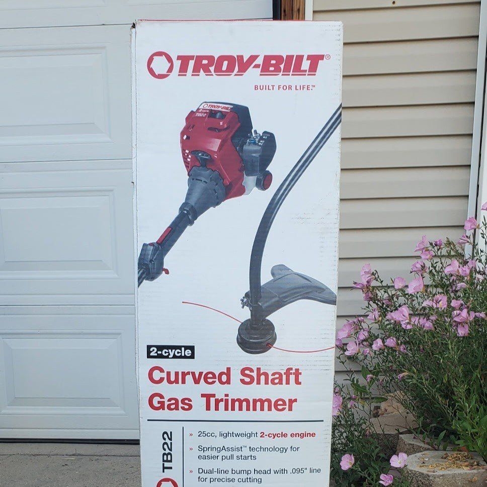 Troy-Bilt Curved Shaft Gas Trimmer