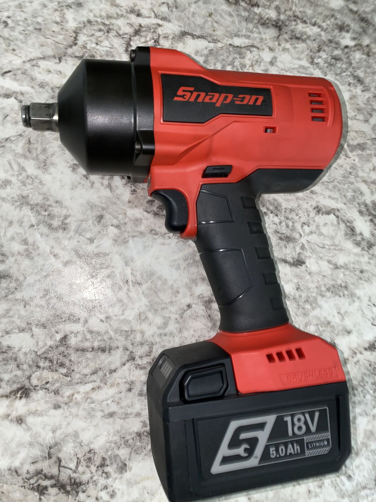 Snap-On 18 V 1/2" Drive MonsterLithium Cordless Impact Wrench Kit (Red)