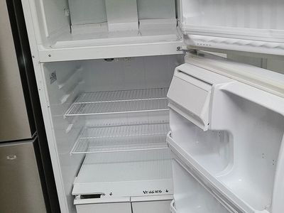 Apartment Sized 15 cuft Refrigerator~90 Day Guarantee