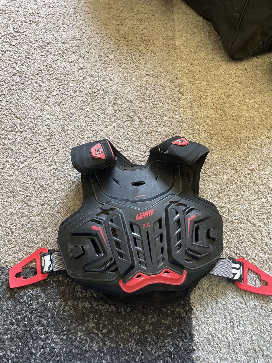 Dirt Bike Chest Protector ( Youth Small-medium)