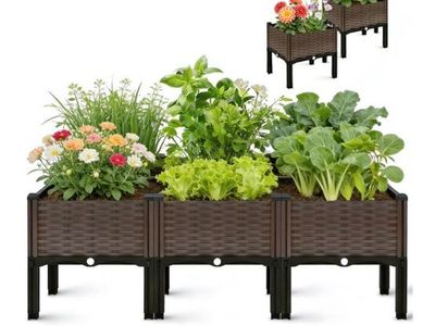 Raised garden box set
