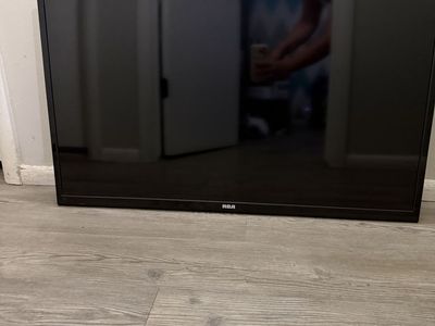 RCA LED40C45RQ 40 Inch Full HD LCD TV