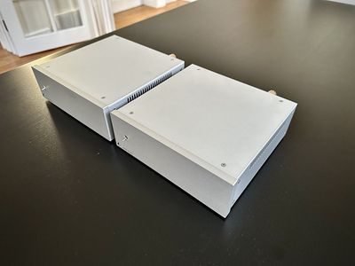 Pro Ject Amp Box RS Mono 2x w/ Power Box RS Amp