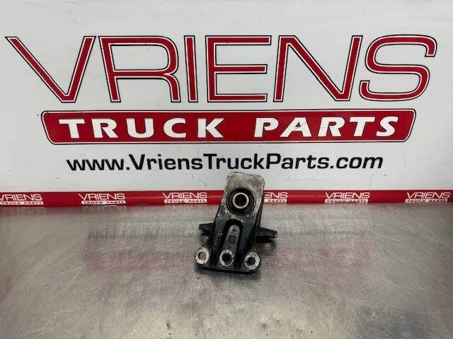 Hendrickson Right Bracket