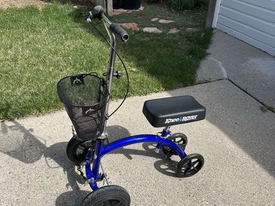 Knee Rover medical knee scooter