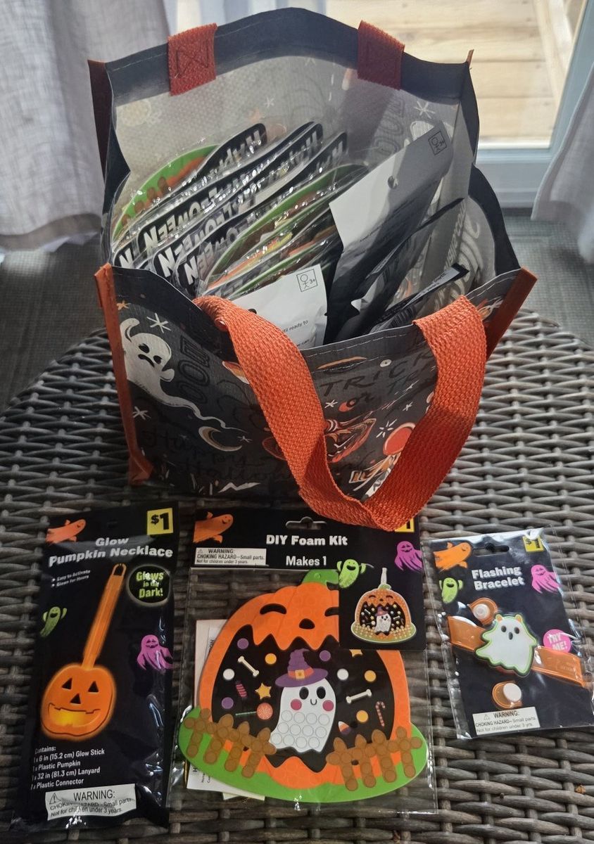 Halloween Craft Kits Glow Necklaces and Bracelets Party Bag- 27 items +bag