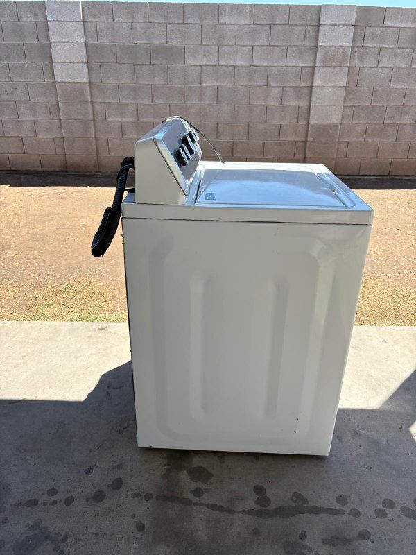 Main image 6