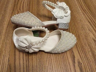 Pretty girl special occasion dress shoes